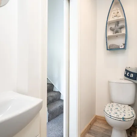 The Old Coastguard Tower * Buncrana