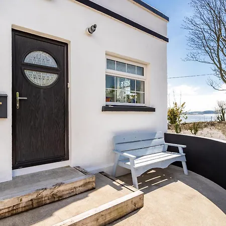The Old Coastguard Tower Holiday home *