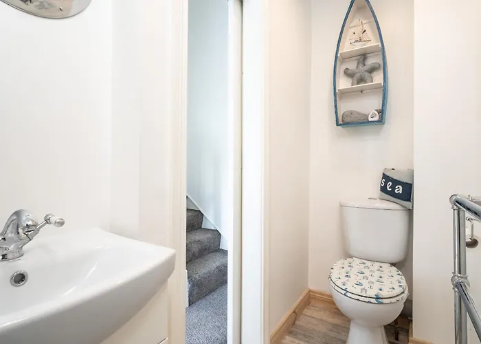 The Old Coastguard Tower * Buncrana