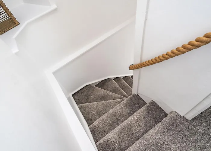 The Old Coastguard Tower * Buncrana