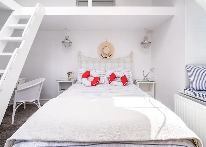 The Old Coastguard Tower * Buncrana