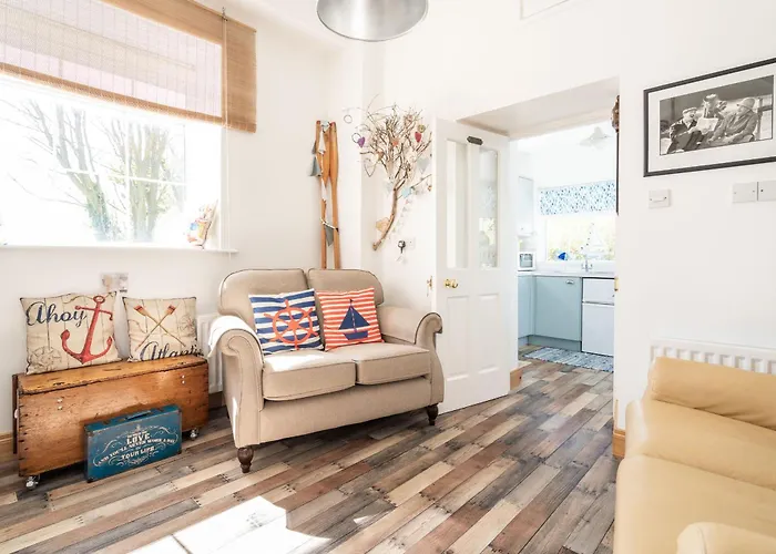 Tatil Evi The Old Coastguard Tower Buncrana